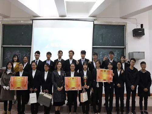 26℃丨请环卫工吃团圆饭，他已坚持10多年