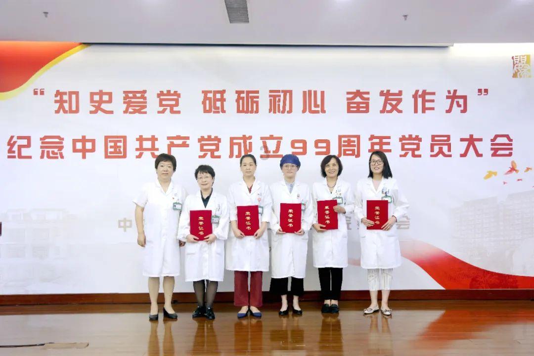寻找海盗帽的男孩