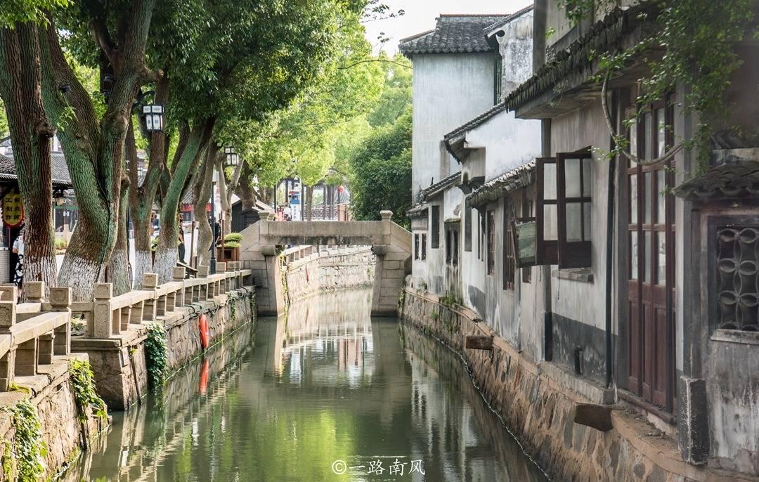 虫虫助手下载